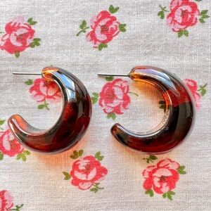 Vintage Tortoiseshell Lucite Hoop Earrings Pierced 1"
